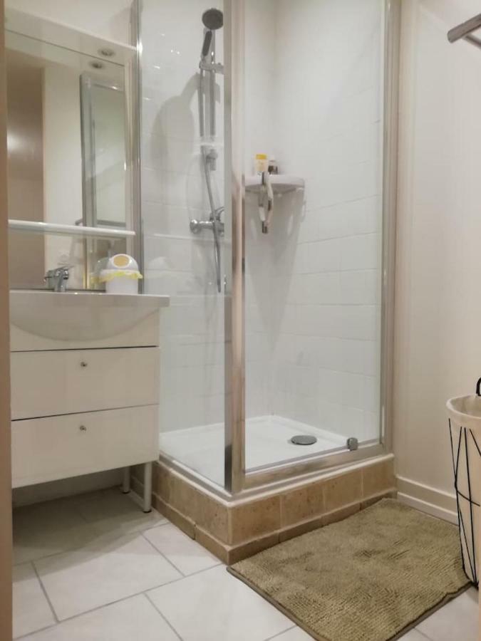 דירות Charmant T2 Dans Le Vieux Centre De La Valette Du Var מראה חיצוני תמונה